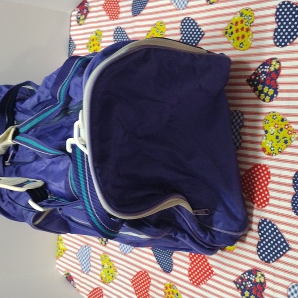 Purple Travel Gym Bag with Shoulder Strap - Picture 4 of 13